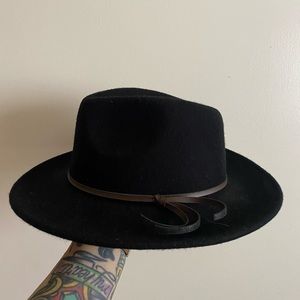 Women's fashion hat